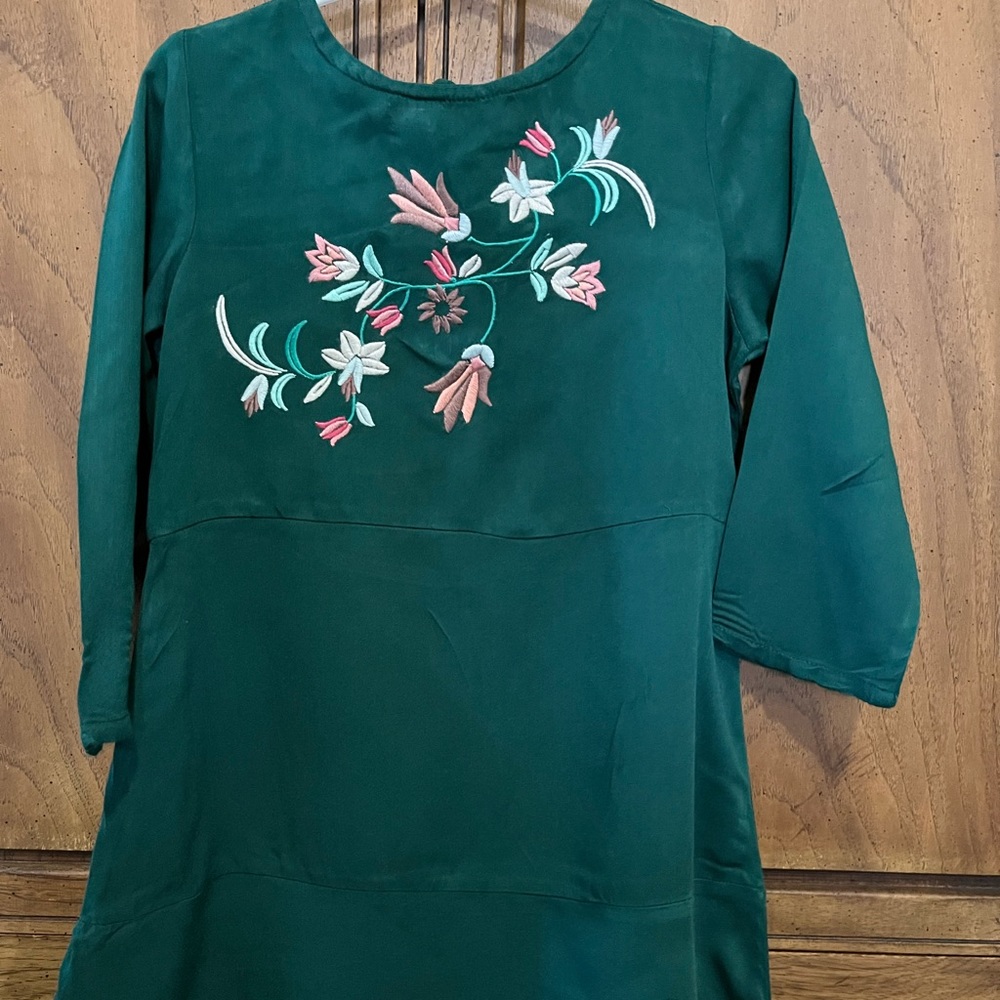 Kids dress top